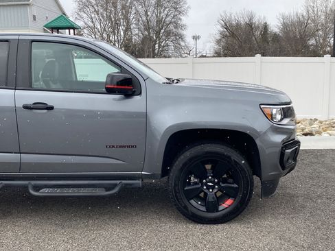 Used 2021 Chevrolet Colorado LT w/ Redline Special Edition image 8