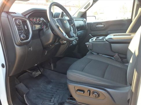 Used 2020 Chevrolet Silverado 2500 LT w/ Convenience Package image 13