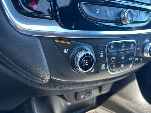 Used 2023 Chevrolet Traverse High Country image 36