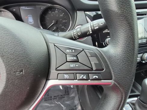 Used 2017 Nissan Rogue Sport SV AWD/4WD image 20