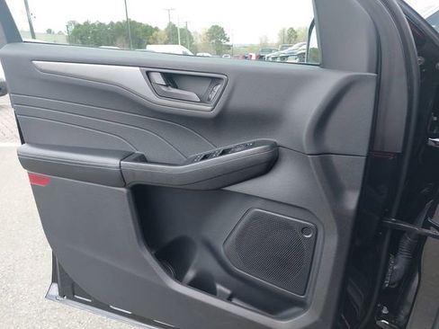 Used 2023 Ford Escape AWD image 26