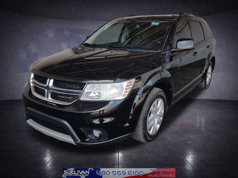 Used 2018 Dodge Journey SXT w/ Connectivity Group FWD image 1
