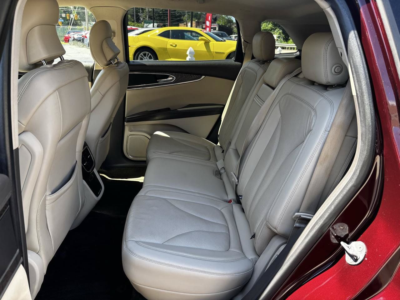 Used 2017 Lincoln MKX Reserve w/ Lincoln MKX Climate Package AWD/4WD image 19
