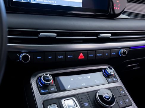 Used 2023 Hyundai Palisade Calligraphy image 28