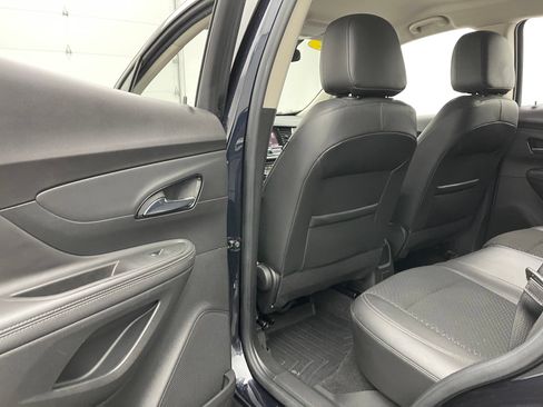 Used 2022 Buick Encore Preferred w/ Safety Package II AWD/4WD image 33