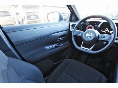 New 2026 Nissan Kicks S image 5