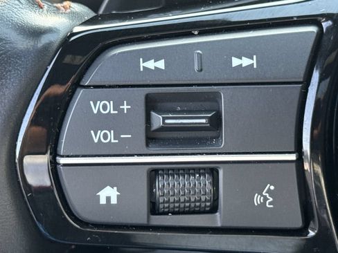 Used 2025 Honda CR-V Sport Touring image 23