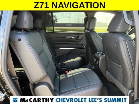 Used 2024 Chevrolet Traverse Z71 AWD/4WD image 31
