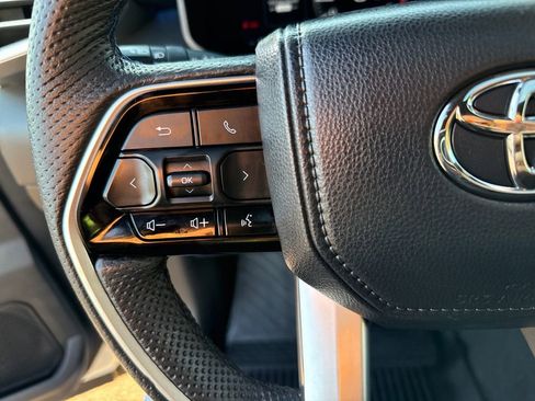 Used 2024 Toyota Sequoia Platinum image 14