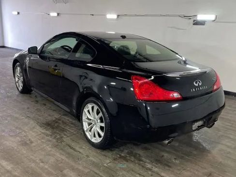 Used 2012 INFINITI G37 x Coupe w/ Premium Pkg image 3