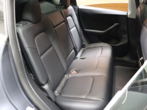 Used 2022 Tesla Model Y Performance image 77