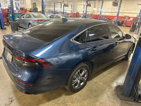 Used 2024 Honda Accord EX-L image 2