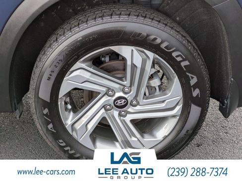 Used 2022 Hyundai Santa Fe SE FWD image 9