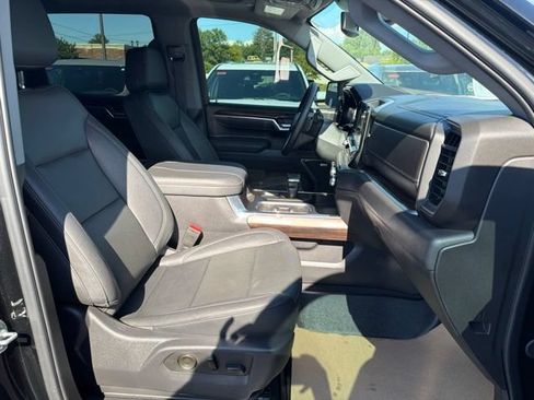 Certified 2025 GMC Sierra 1500 SLT w/ SLT Premium Plus Package AWD/4WD image 19