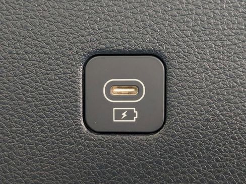 Certified 2025 Kia Carnival SX Prestige FWD image 16