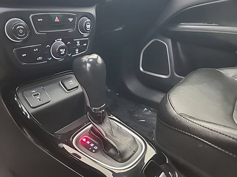 Used 2020 Jeep Compass Limited FWD image 39