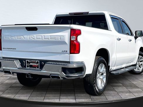 Used 2021 Chevrolet Silverado 1500 LTZ AWD/4WD image 15
