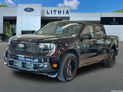 New 2025 Ford Maverick Lobo