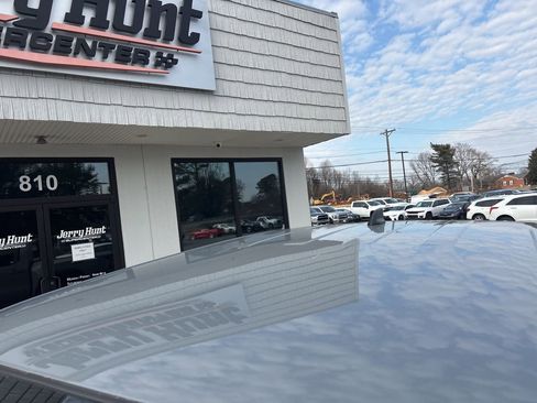 Used 2025 Nissan Frontier PRO-4X w/ Pro Convenience Package image 12