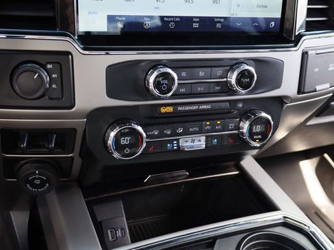 Used 2022 Ford F350 Lariat w/ Lariat Value Package image 18