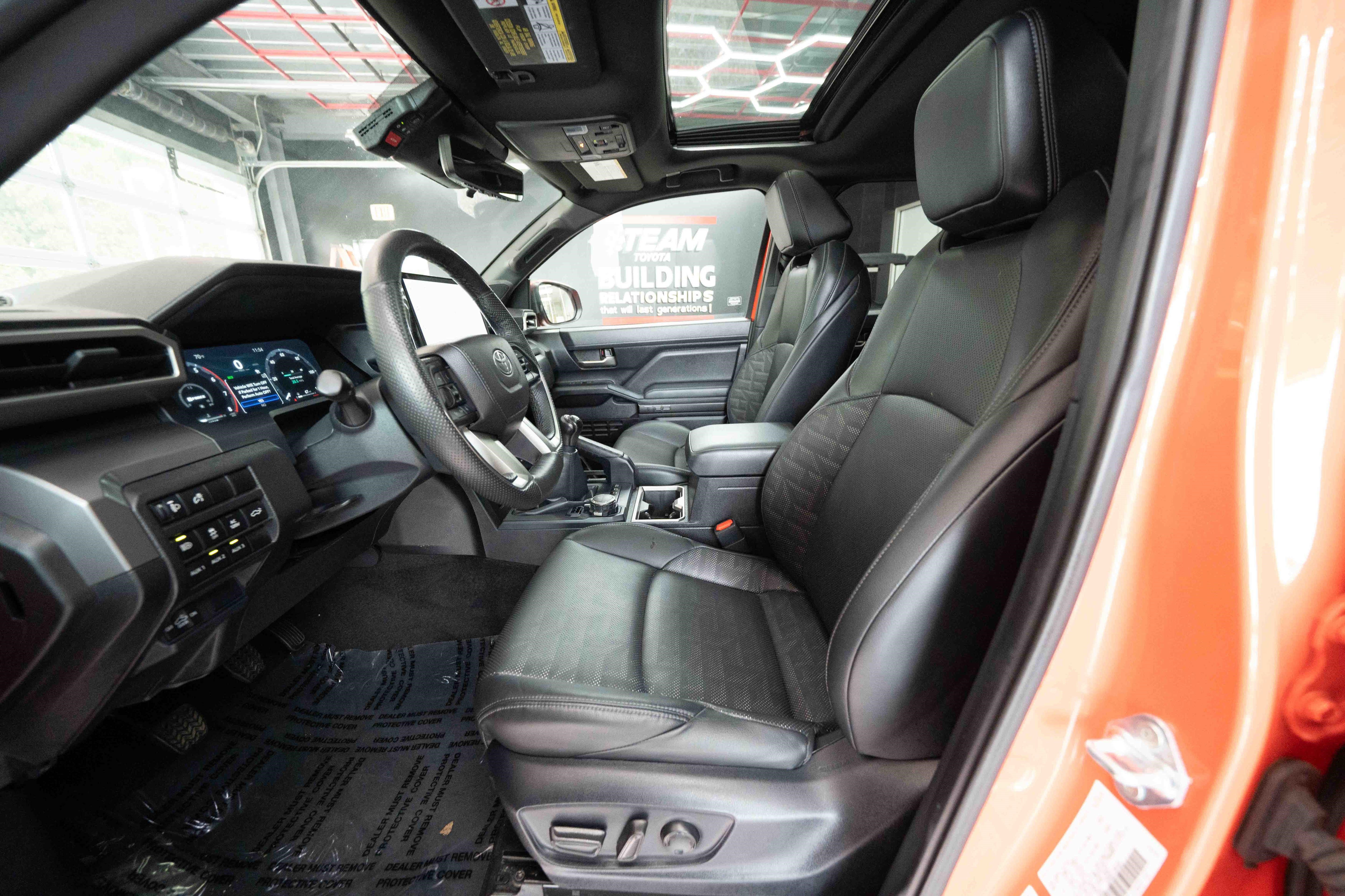 Used 2024 Toyota Tacoma TRD Off-Road w/ TRD Off Road Premium Package AWD/4WD image 9