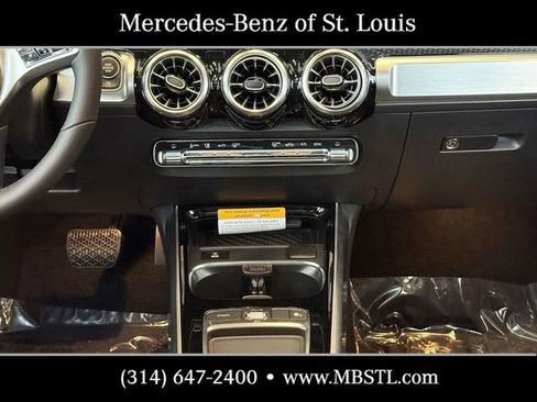 New 2026 Mercedes-Benz GLB 250 4MATIC image 13