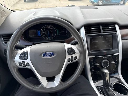 Used 2013 Ford Edge Limited FWD image 18