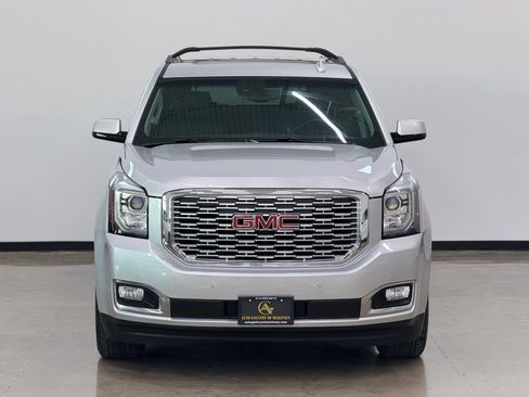 Used 2019 GMC Yukon XL Denali w/ Open Road Package image 2