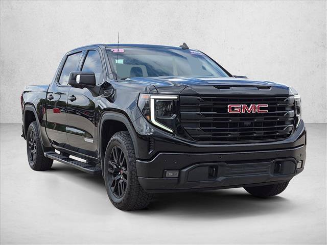 Used 2025 GMC Sierra 1500 Elevation w/ Elevation Premium Package AWD/4WD image 3