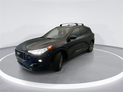 Used 2023 Ford Escape ST-Line Select w/ Tech Pack #2 image 8