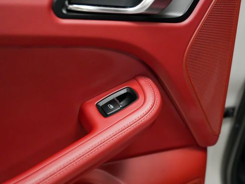 Certified 2023 Porsche Macan GTS AWD/4WD image 16