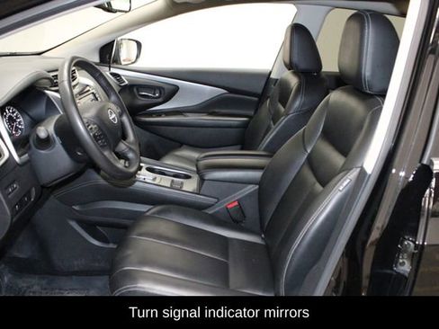 Used 2023 Nissan Murano SV FWD image 9
