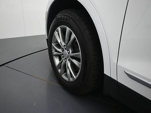 Used 2021 Cadillac XT5 Premium Luxury AWD/4WD image 13