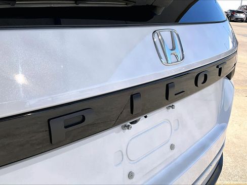 Used 2024 Honda Pilot EX-L image 30
