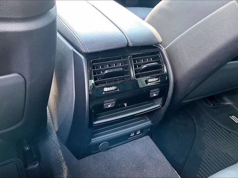 Used 2023 BMW M550i xDrive w/ Executive Package AWD/4WD image 32