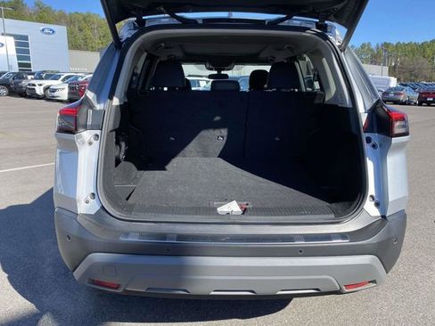 Used 2023 Nissan Rogue SV w/ SV Premium Package image 12