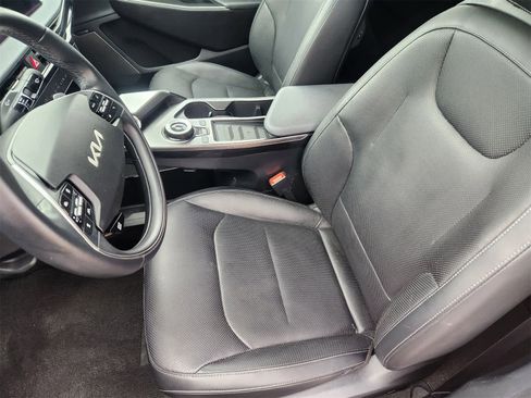 Certified 2024 Kia EV6 Wind image 12