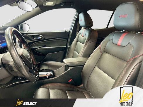 Certified 2024 Chevrolet Trax RS w/ Driver Confidence Package image 20