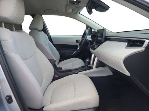 Used 2023 Toyota Corolla Cross LE FWD image 23