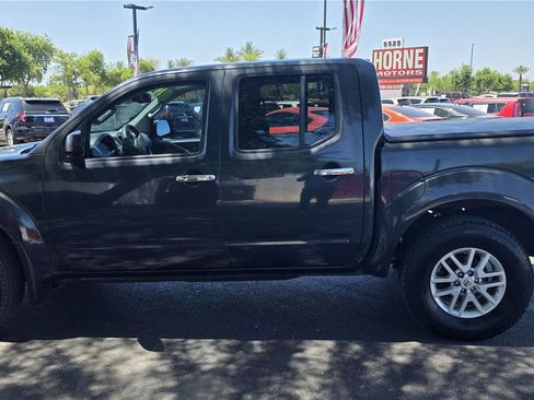 Used 2014 Nissan Frontier SV w/ SV Value Truck Package AWD/4WD image 8