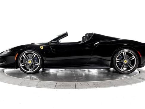Used 2025 Ferrari 296 GTS RWD image 3