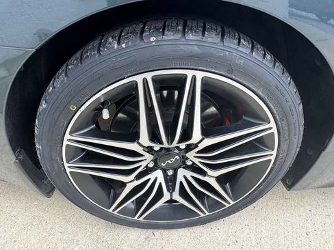 Used 2022 Kia Stinger GT2 image 41