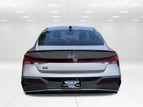 New 2025 Hyundai Elantra Sport image 6