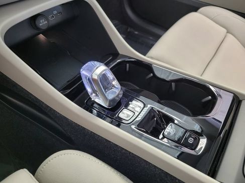 New 2026 Volvo XC40 B5 Ultra AWD/4WD image 21