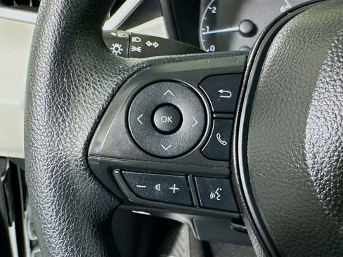Used 2024 Toyota Corolla LE image 16