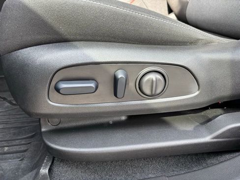 Used 2024 Chevrolet Blazer LT w/ Convenience Package image 16