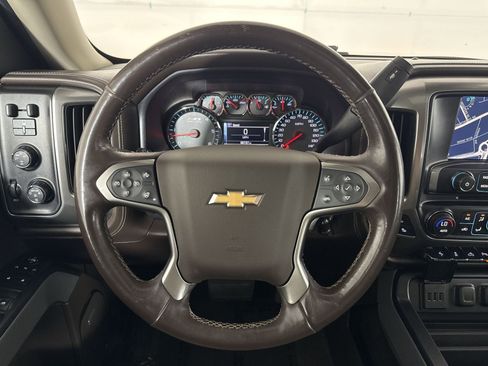 Used 2015 Chevrolet Silverado 1500 LTZ Z71 w/ LTZ Plus Package AWD/4WD image 16