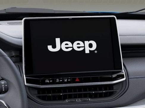 New 2026 Jeep Compass Latitude AWD/4WD image 18