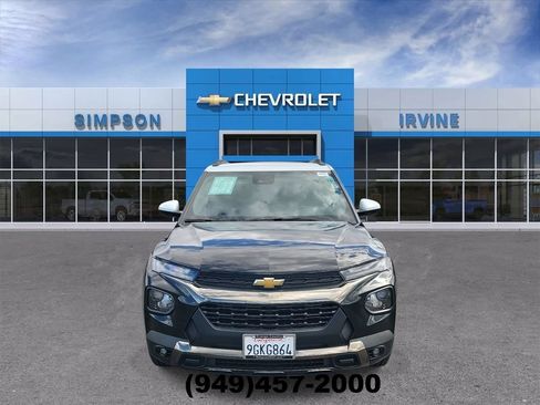 Used 2023 Chevrolet TrailBlazer ACTIV w/ Convenience Package FWD image 3