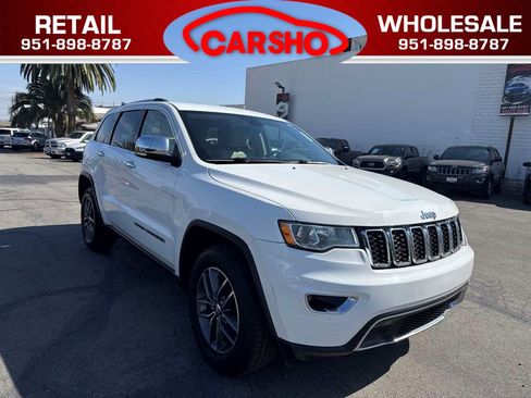 Used 2017 Jeep Grand Cherokee Limited image 1